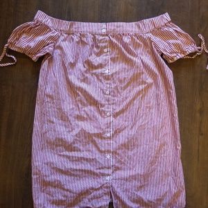 Off-The-Shoulder dress (striped)